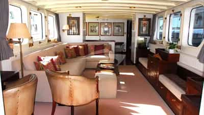 Saloon