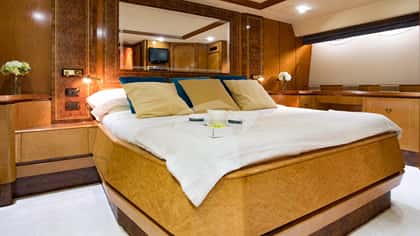 FURIA SEXTO 21m motor yacht charter, photo 11