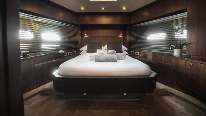 BLADE 6 28m motor yacht charter, photo 5