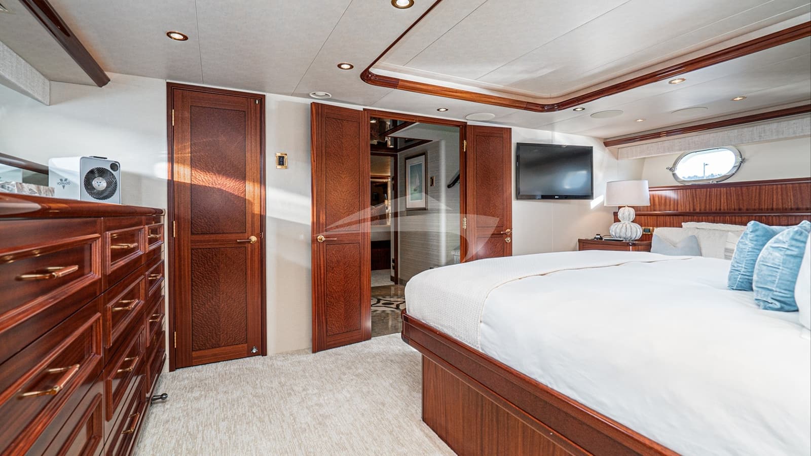 BETH ANN, photo from the yacht portfolio 20