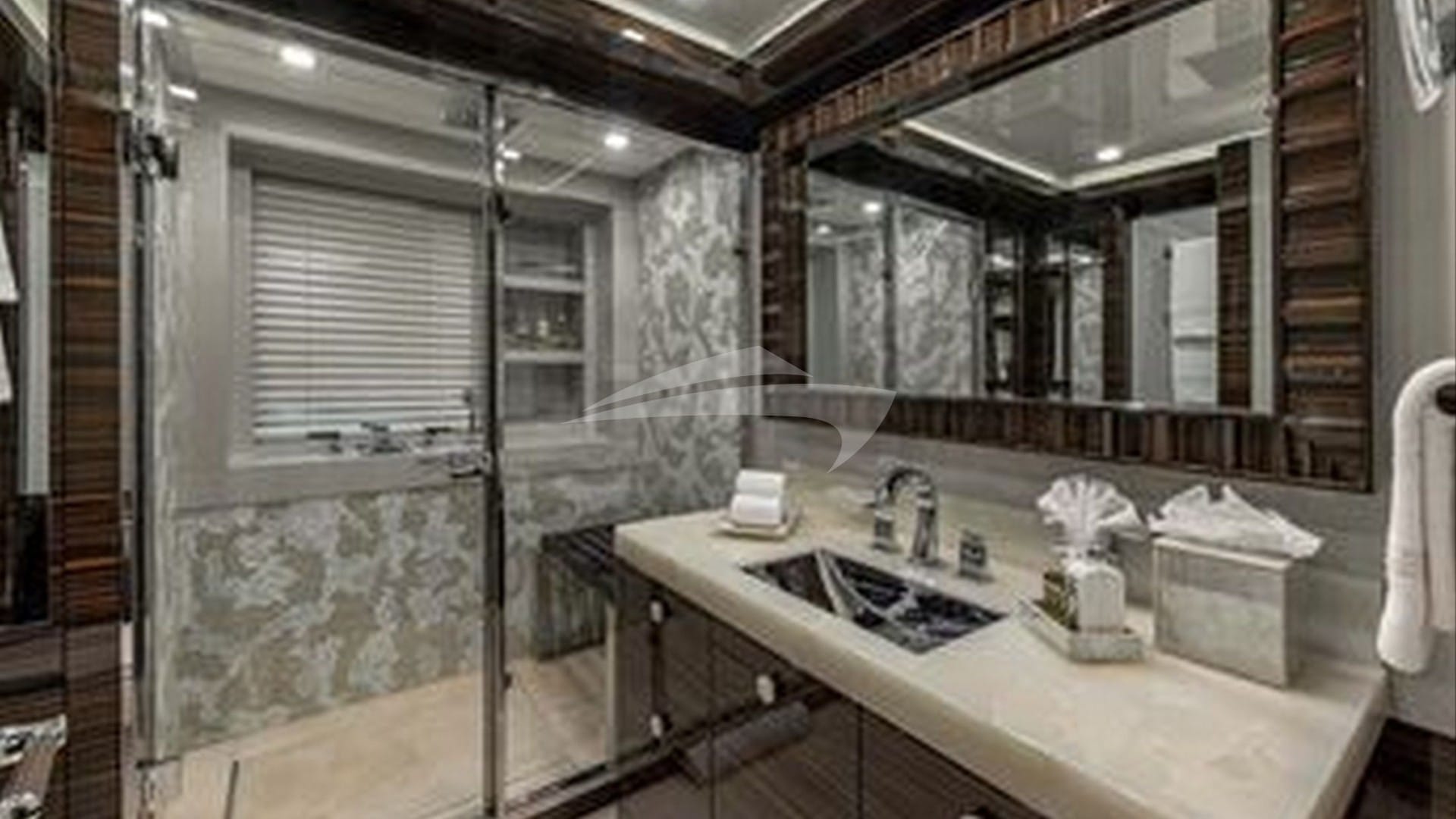 Guest Bathroom 2