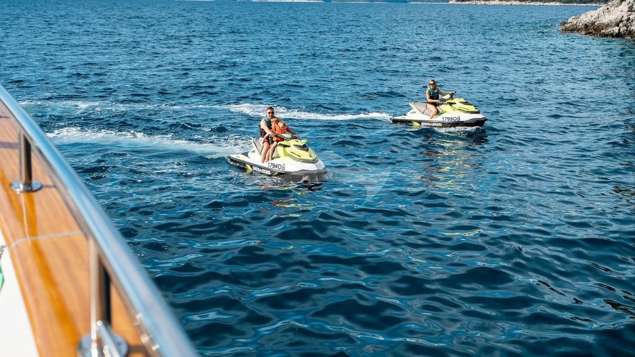 DALMATINO Watersports (4)