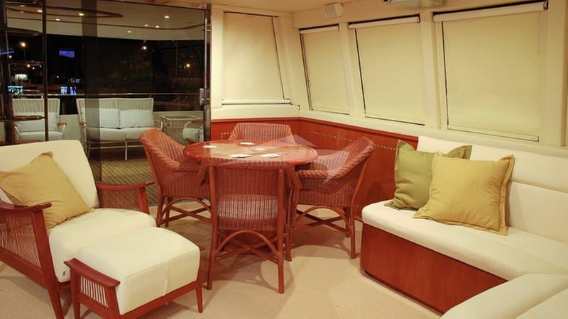 Sky lounge inside