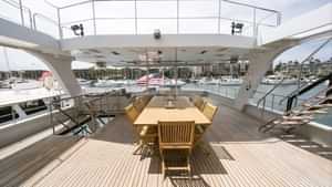 Mid Deck Aft