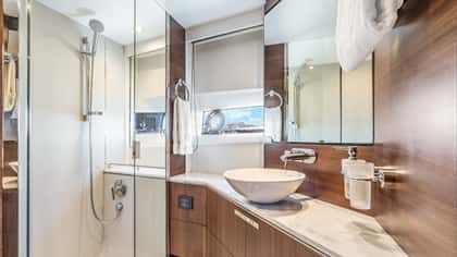 GLEDE 20m motor yacht charter, photo 11