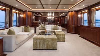 Main Saloon 2