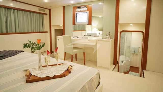 SOUTH PAW C yacht charter photo 2