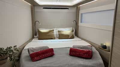 Guest cabin