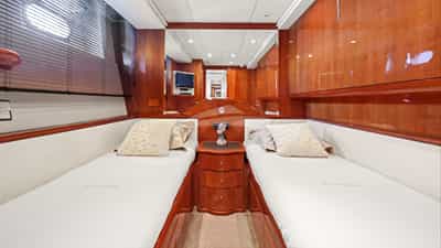 Twin Cabin