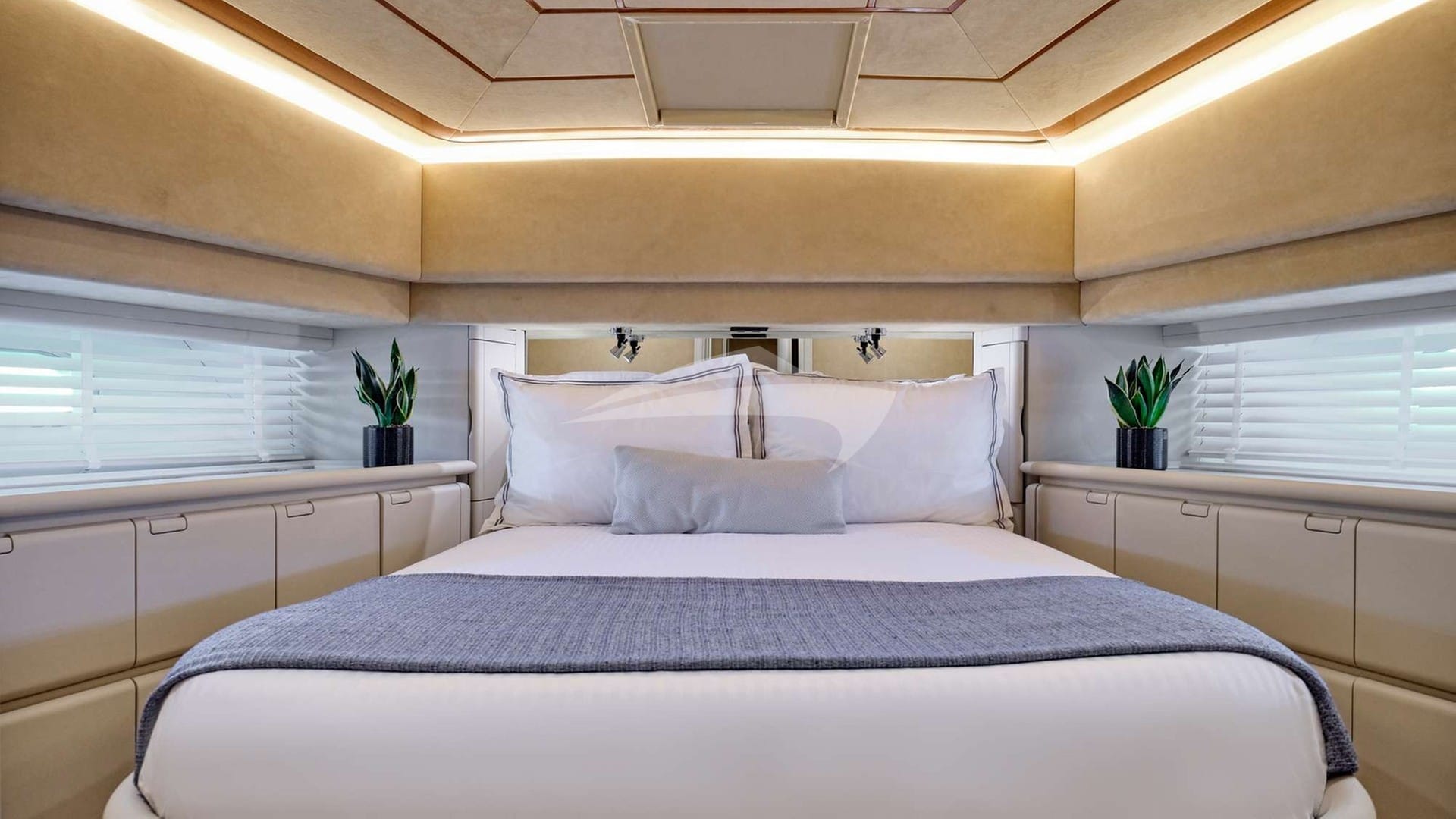 VIP Cabin