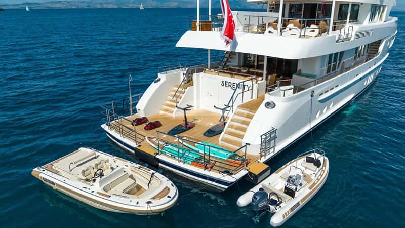 SERENITY 42m motor yacht charter, photo 5