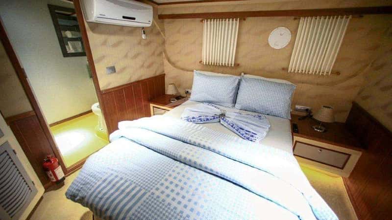 ECE ARINA 24m motor yacht charter, photo 8