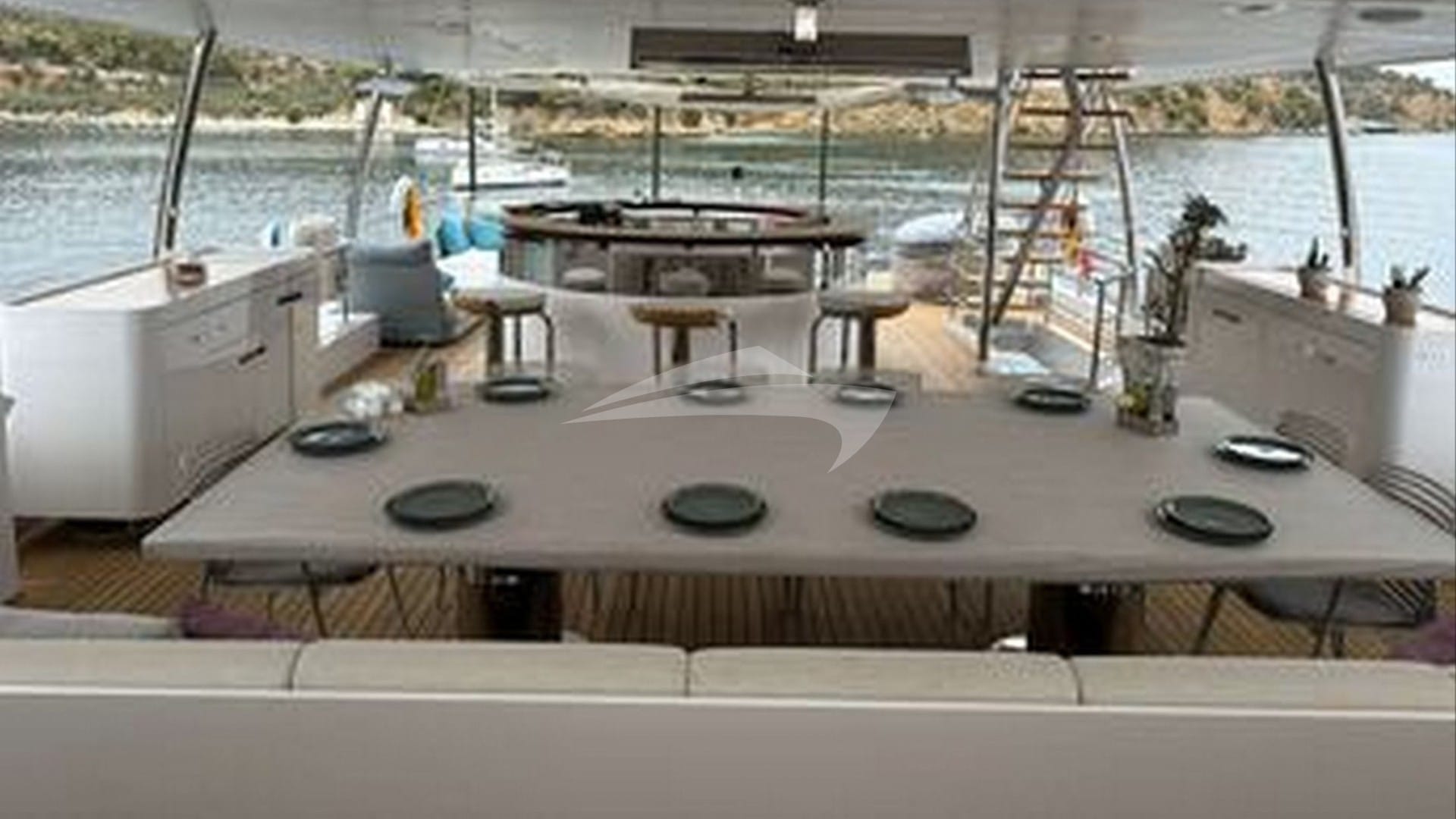 Deck Dining