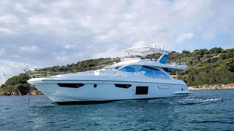 MINEIRA 23m motor yacht charter
