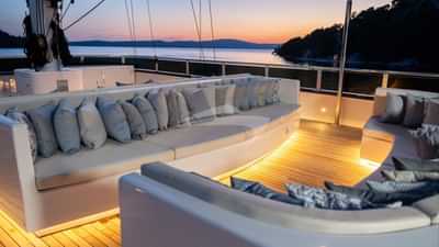 ANIMA MARIS Sundeck (2)