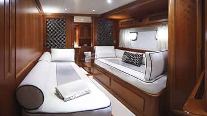 AZUR 20m motor yacht charter, photo 9