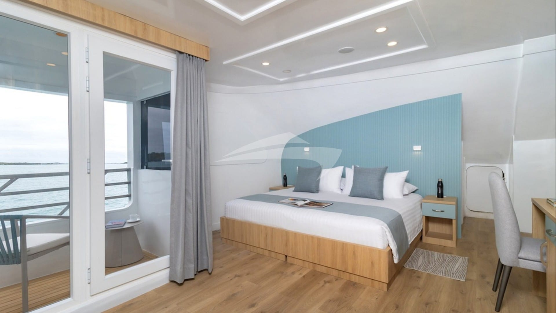Balcony Suite
