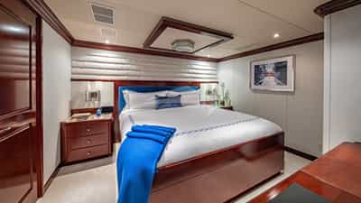 COCO RAY VIP Cabin