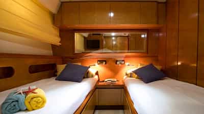 Twin Cabin