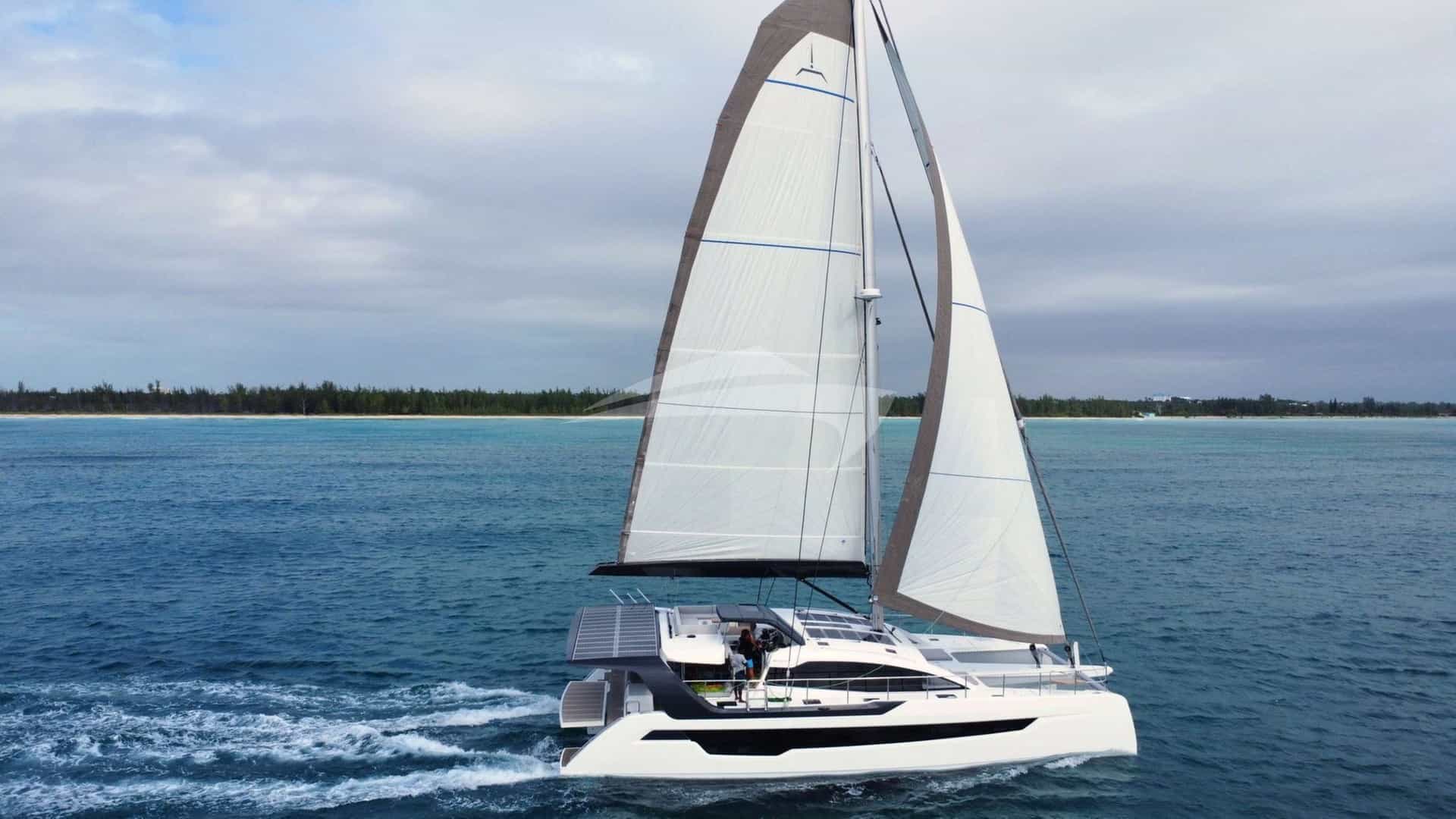 FLYING WHALE yacht charter