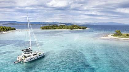 EMERALD GEMINI 16m sailing yacht charter, photo 11