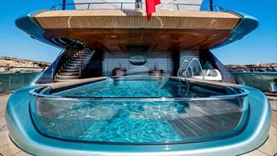 Aft deck and pool