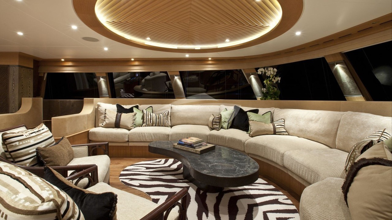 HEMISPHERE ヨットチャーター - 2011 Pendennis セーリングヨット