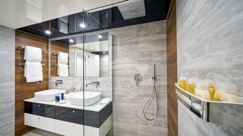 ACAPELLA Mid Master Ensuite