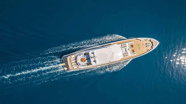 DEEP WATER yacht charter photo 2