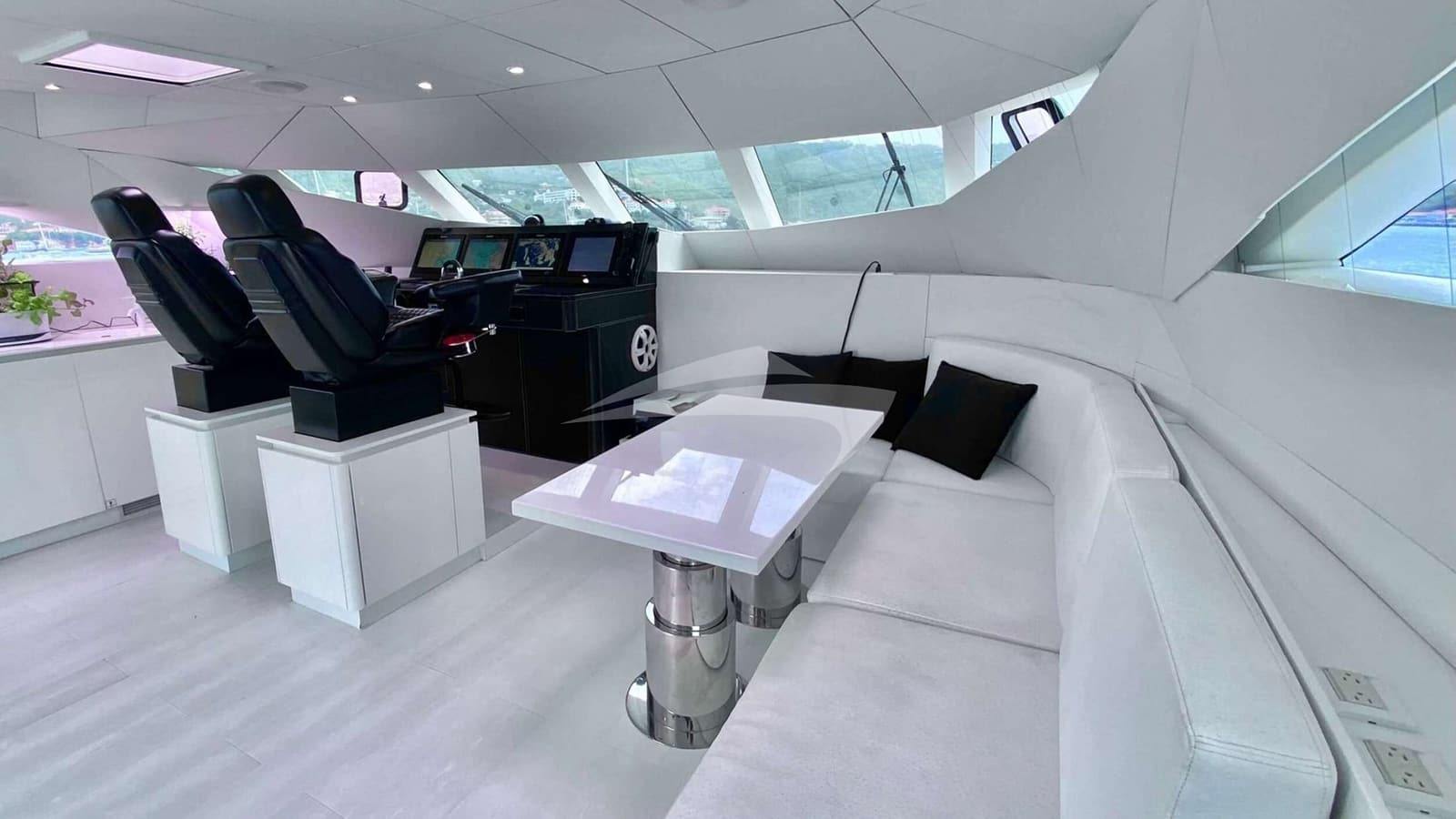 CASA BLANCA, Aufnahme aus dem Yachtportfolio 16