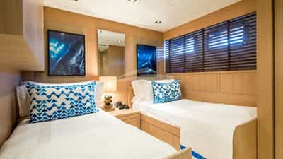Twin Cabin