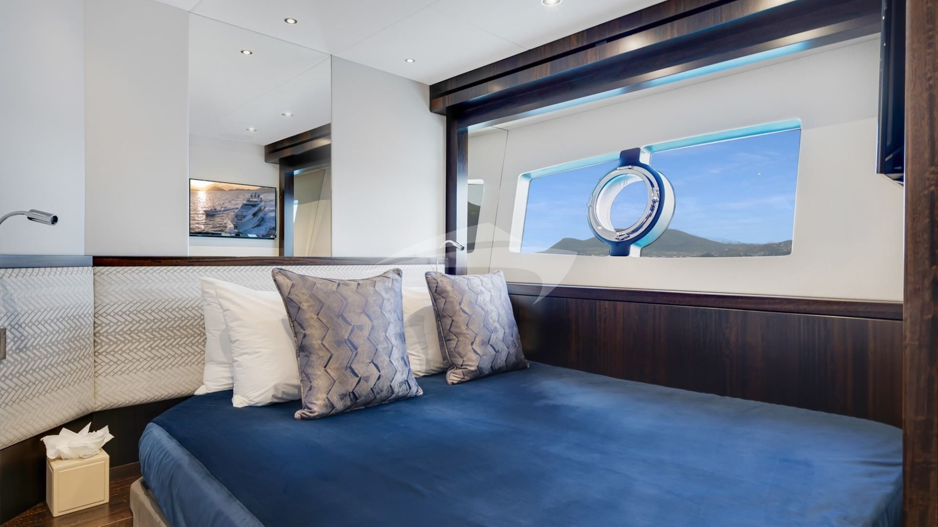 CONVERTIBLE TWIN STATERROM