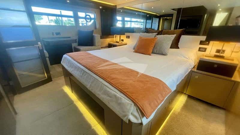 ELENI 18m motor yacht charter, photo 6
