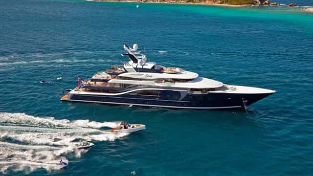 SOLANDGE 85m / 279ft motor yacht for charter