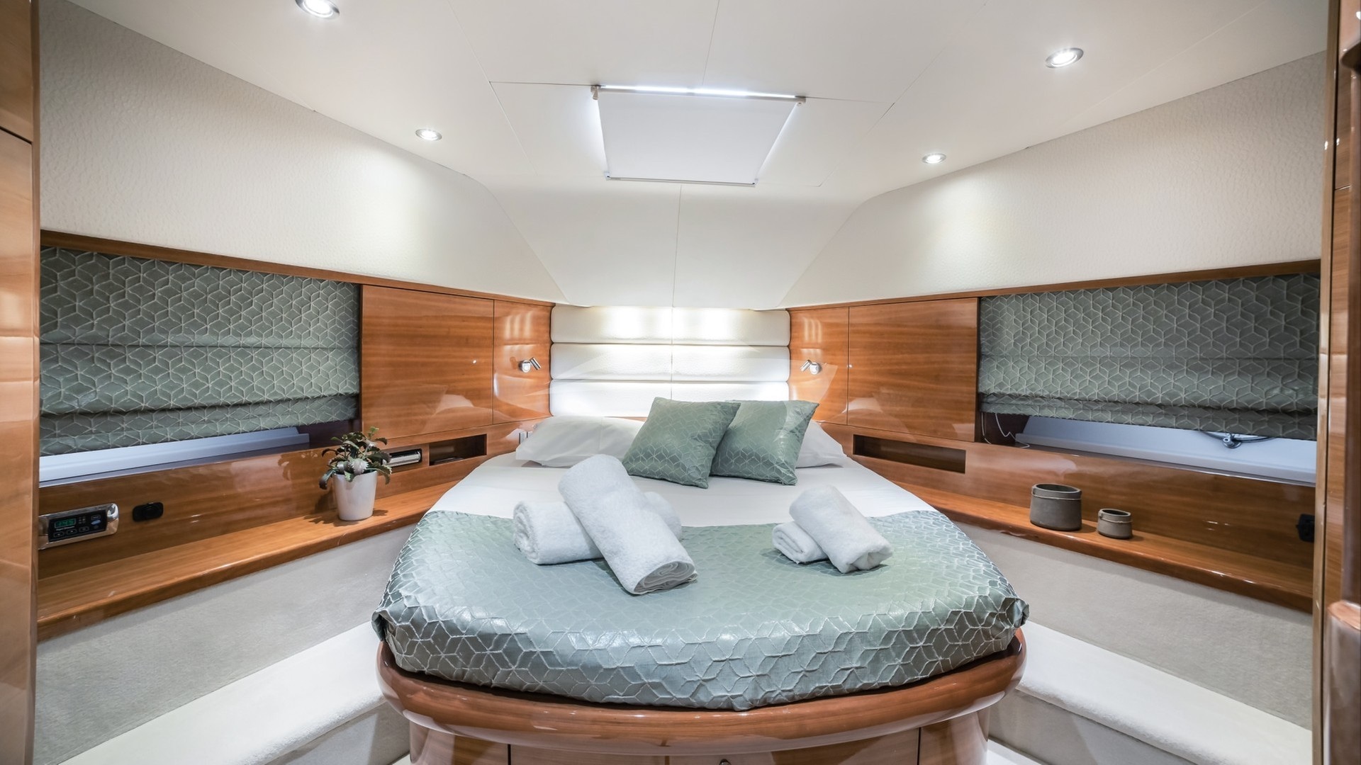 VIP Cabin