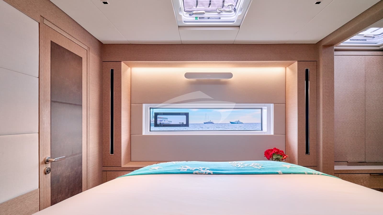 LUCKY YOU, photo from the yacht portfolio 15