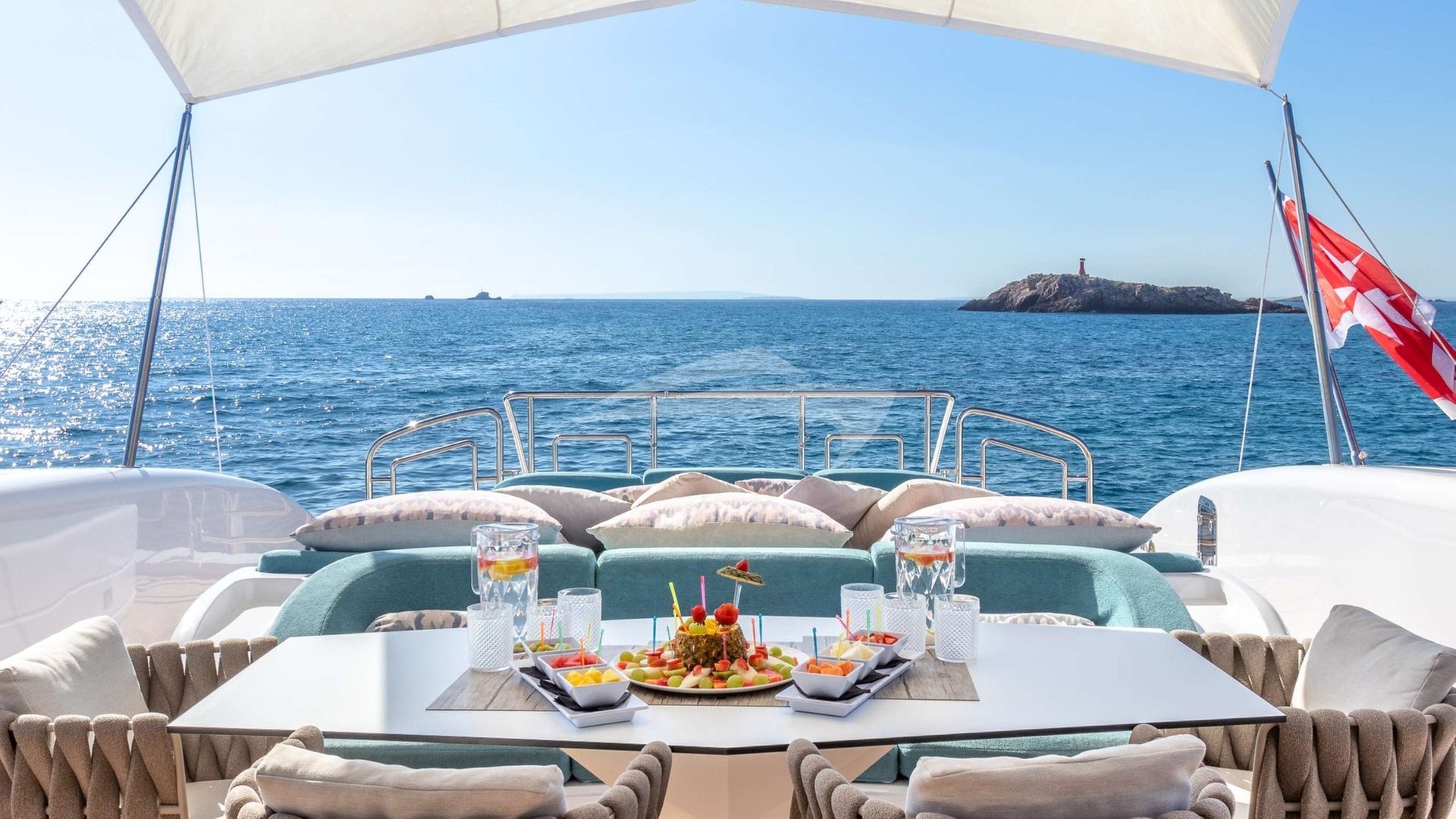 Aft Deck Dining