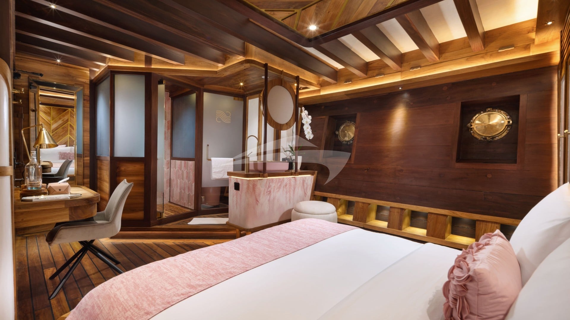 Coral Stateroom -6-