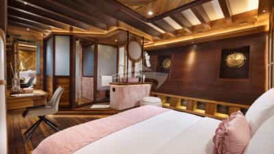 Coral Stateroom -6-