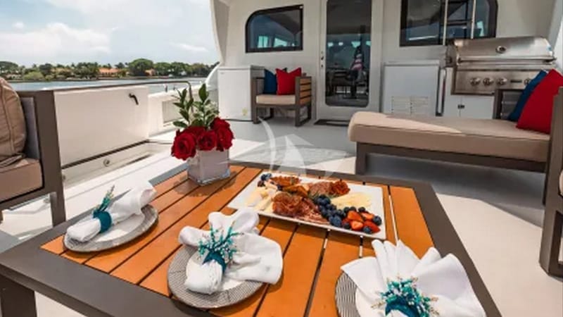 Deck Dining
