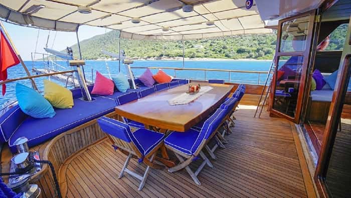 GOLDEN GLORY 24m sailing yacht charter, photo 3