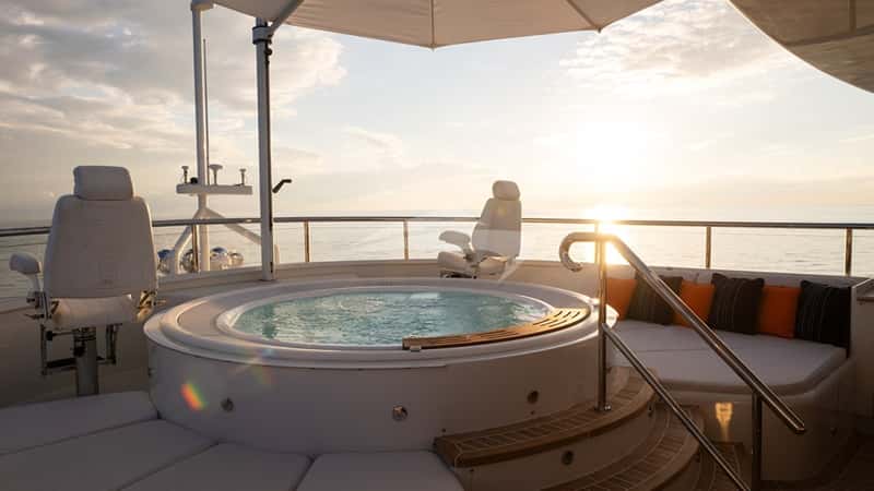 CROSSED SABRE 44m motor yacht charter, photo 5