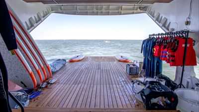 Swim platform and diving gear