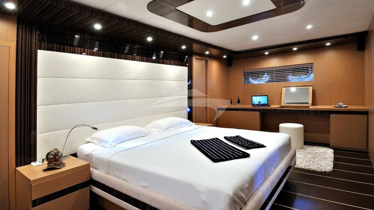 LE PIETRE, photo from the yacht portfolio 8