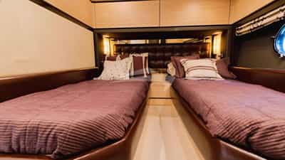 Twin Cabin