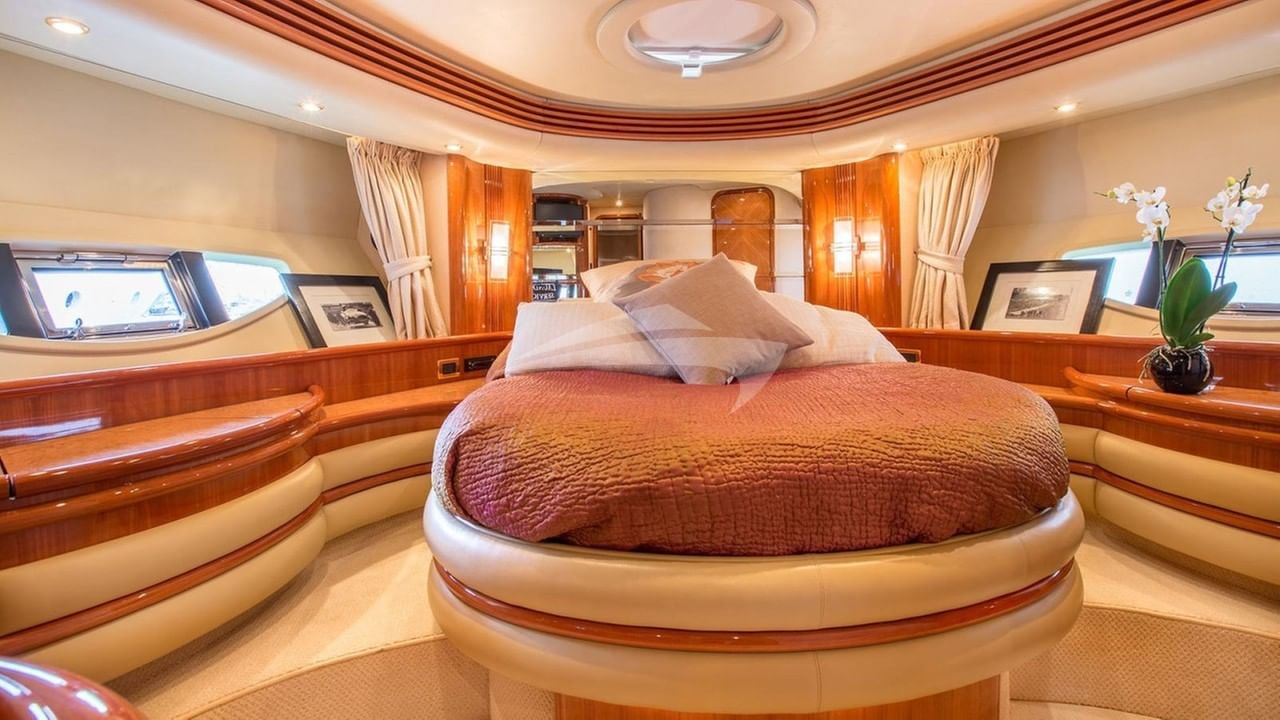 VIP Cabin