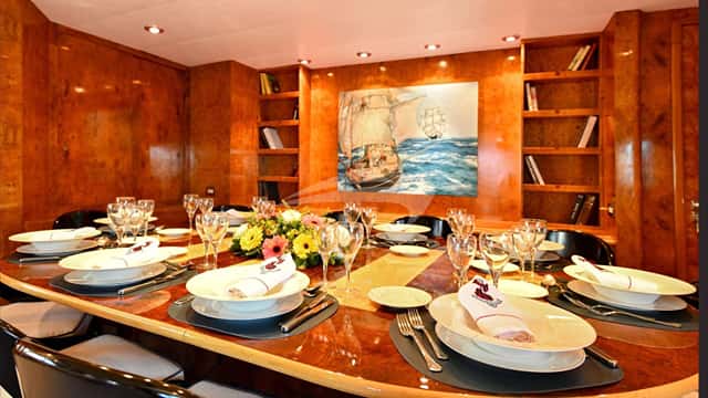 SOMETHING COOL yacht charter photo 5