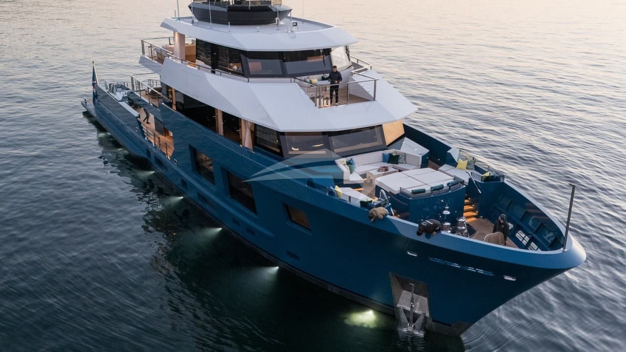 KING BENJI, photo from the yacht portfolio 24