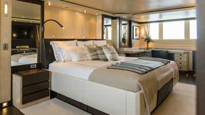 ALALYA_mastercabin1