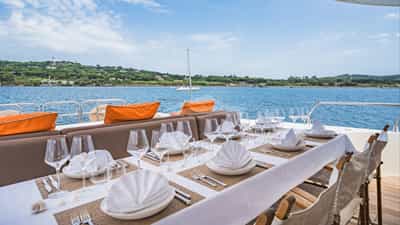 Deck Dining